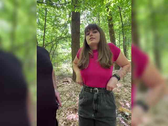 Cherry-viking98 Live Webcam on BongaCams