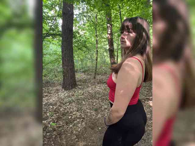 Cherry-viking98 Live Webcam on BongaCams