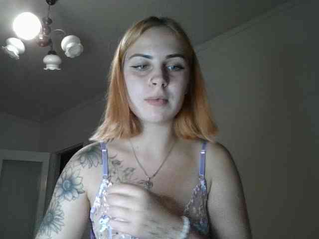 AlisMoona bongacams