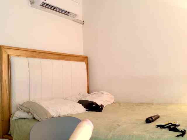 jump-rabbit- webcam