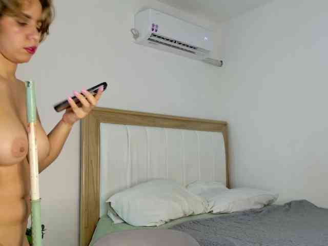 jump-rabbit- webcam