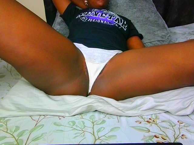 Eunisexy live cam on BongaCams