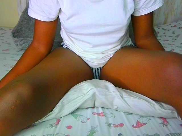 Eunisexy live cam on BongaCams