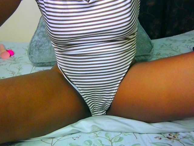 Eunisexy live cam on BongaCams