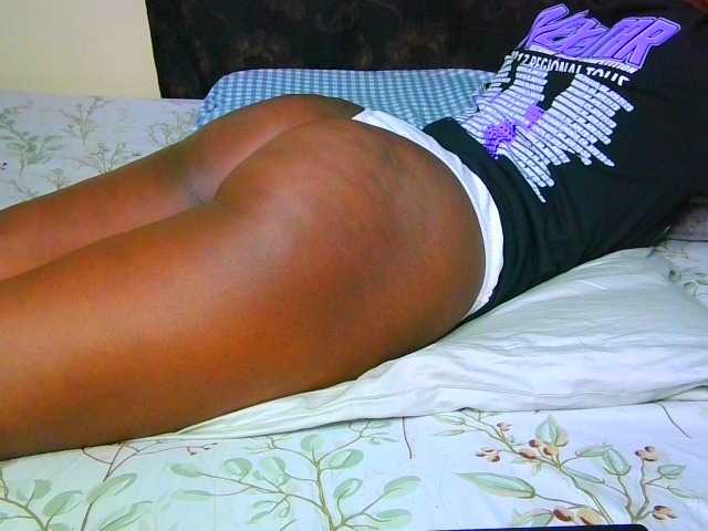 Eunisexy live cam on BongaCams