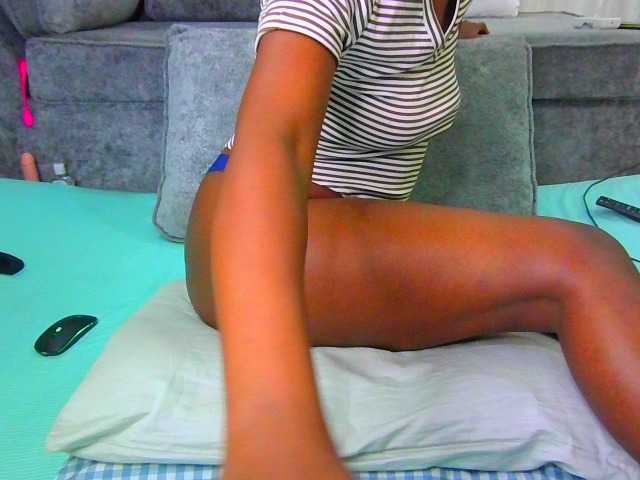 Eunisexy live cam on BongaCams