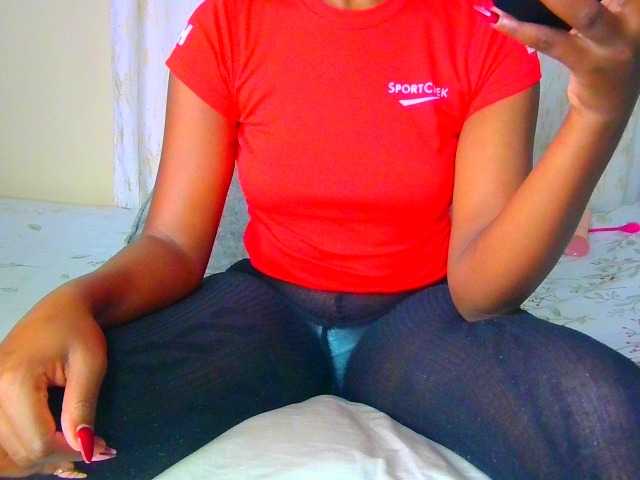 Eunisexy live cam on BongaCams