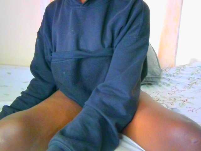 Eunisexy live cam on BongaCams