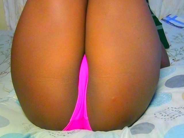 Eunisexy live cam on BongaCams