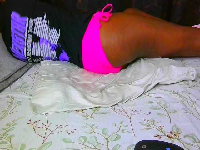 Eunisexy live cam on BongaCams