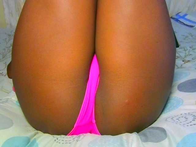 Eunisexy live cam on BongaCams