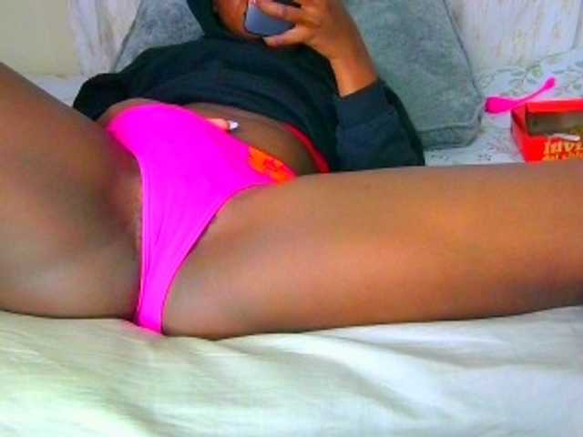 Eunisexy live cam on BongaCams