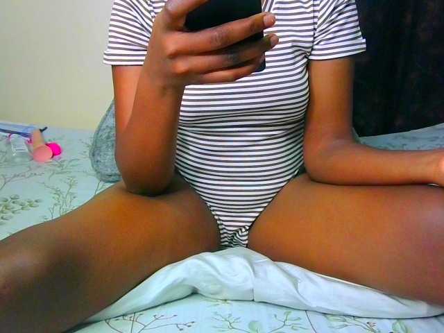 Eunisexy live cam on BongaCams