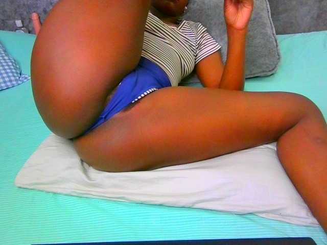 Eunisexy live cam on BongaCams