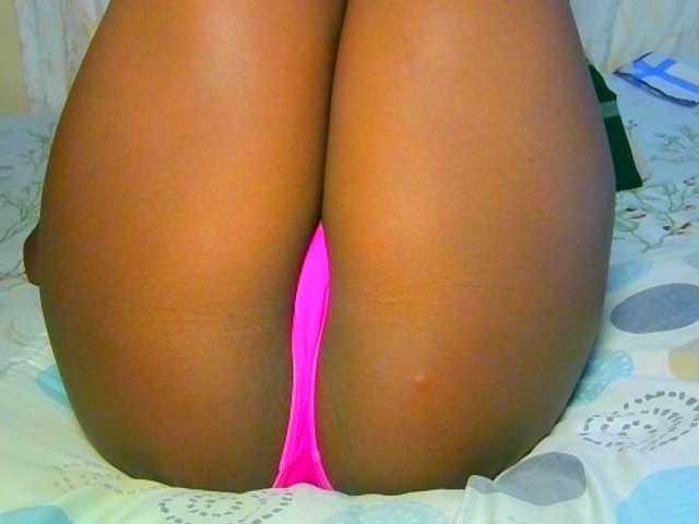 Eunisexy live cam on BongaCams