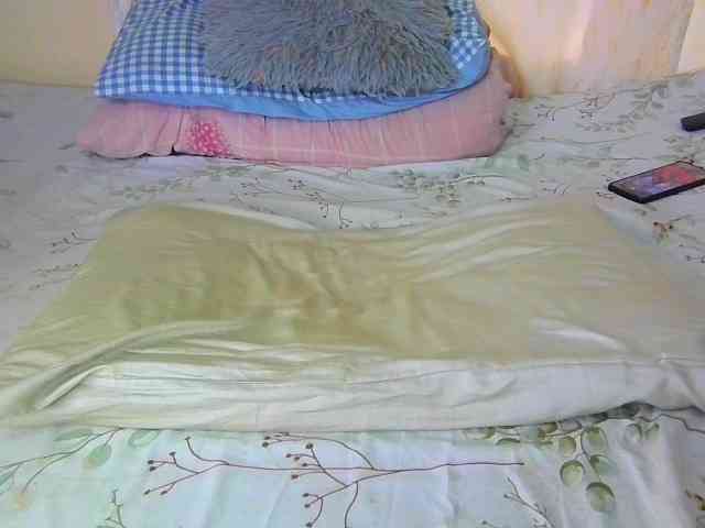 Sexysuzzy12 webcam