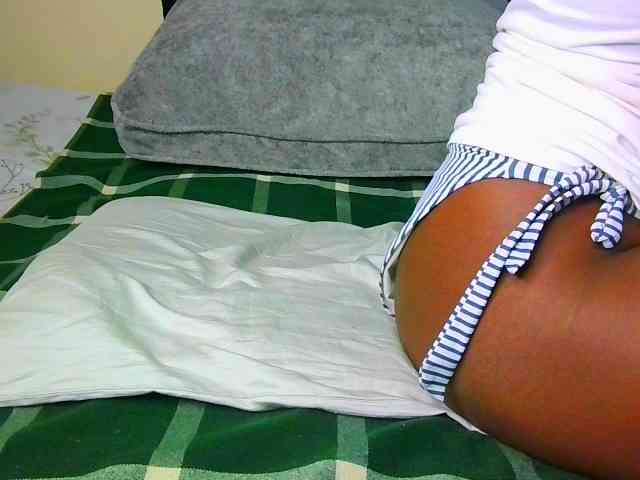 Sexysuzzy12 webcam