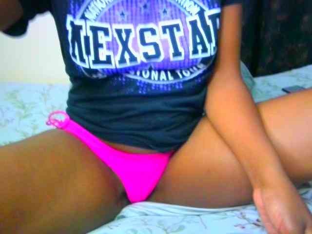 Sexysuzzy12 webcam
