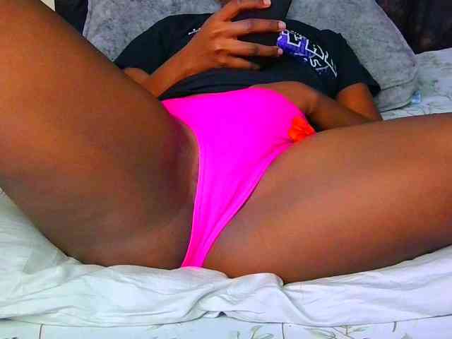 Sexysuzzy12 webcam