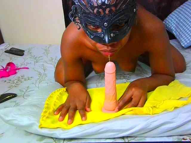 Sexysuzzy12 webcam