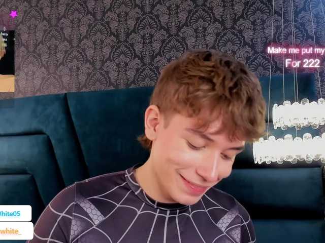TaylerWhite — live male cam