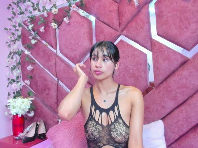 MiaaDavis live cam on BongaCams