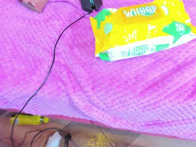 le modèle MiaaDavis est en webcam porno dans un show sur le site bongacams, il possède les tags suivants: Latino/Hispanic,Brunette,Shaved