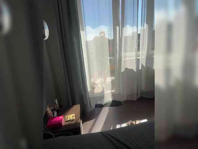 Модель: babyymommy