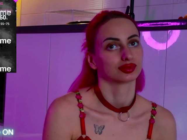 AuraPure live cam on BongaCams