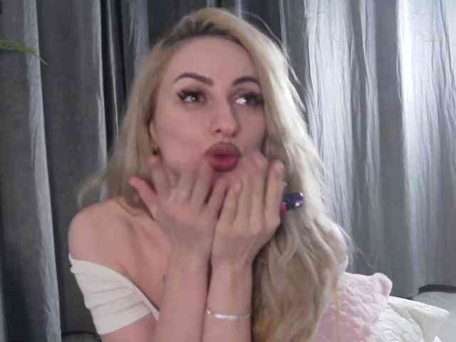 AuraPure webcam