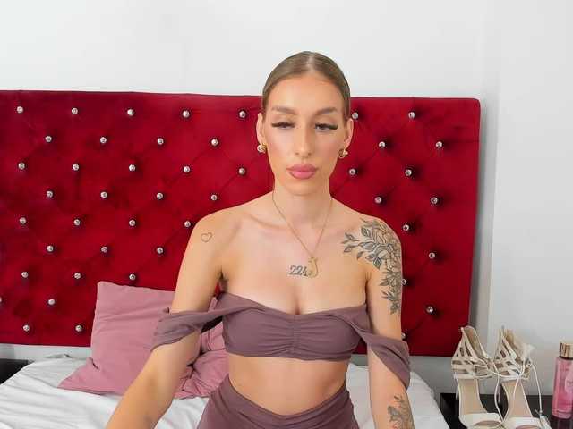 JasmineSensual live cam on BongaCams