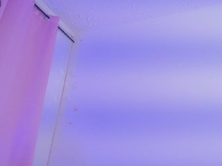 Daphnewa5808's Live Webcam