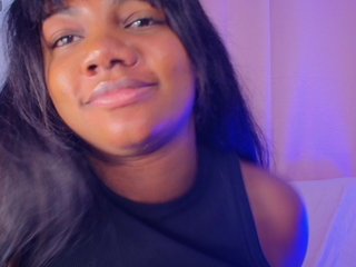 Daphnewa5808's Live Webcam