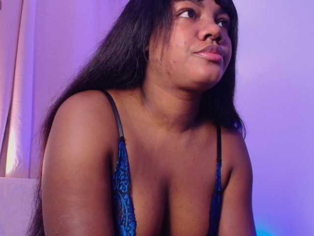 Daphnewa5808 live cam on BongaCams