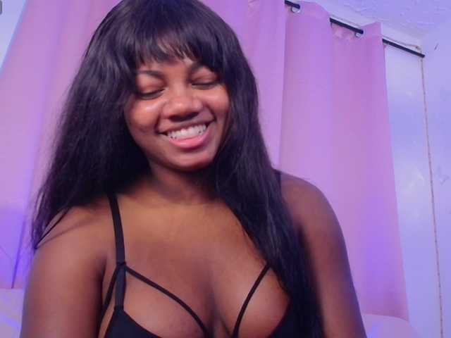 Daphnewa5808 live cam on BongaCams