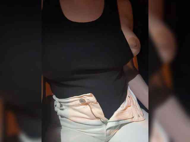 Sandra-public-boobs webcam