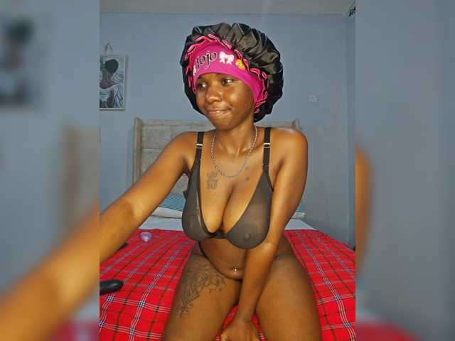 Jojo-jojo live cam on BongaCams