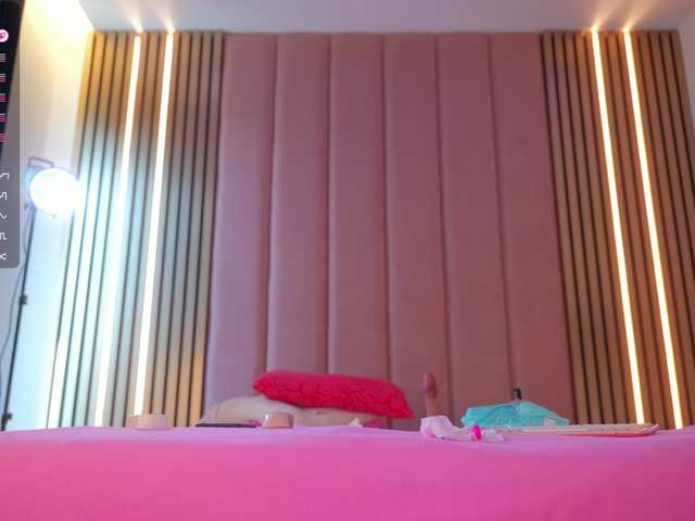 Vesia live cam on BongaCams