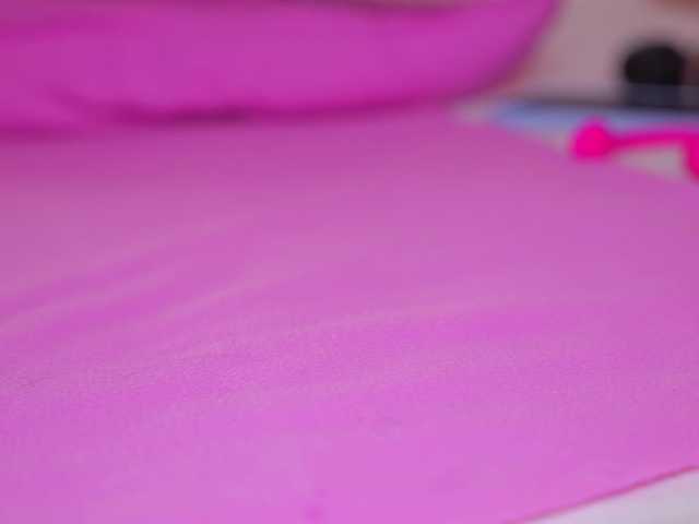 Vesia live cam on BongaCams
