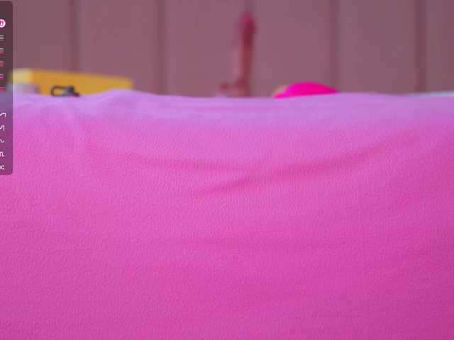Vesia live cam on BongaCams