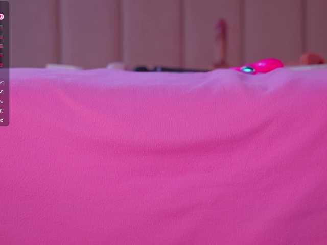 Vesia live cam on BongaCams