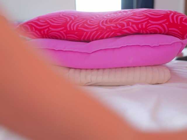 Vesia live cam on BongaCams