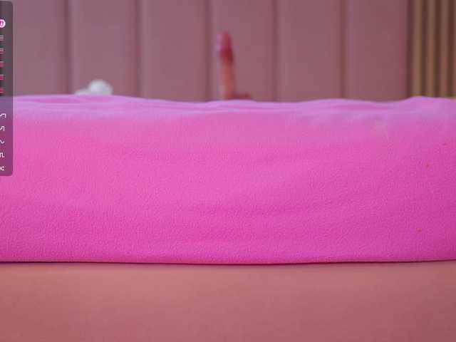 Vesia live cam on BongaCams