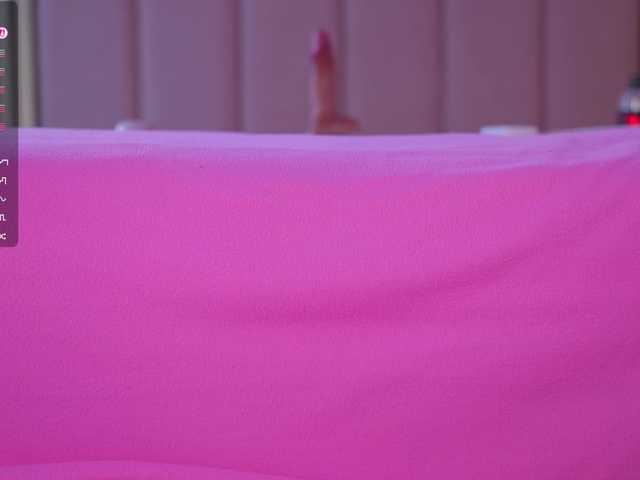 Vesia live cam on BongaCams