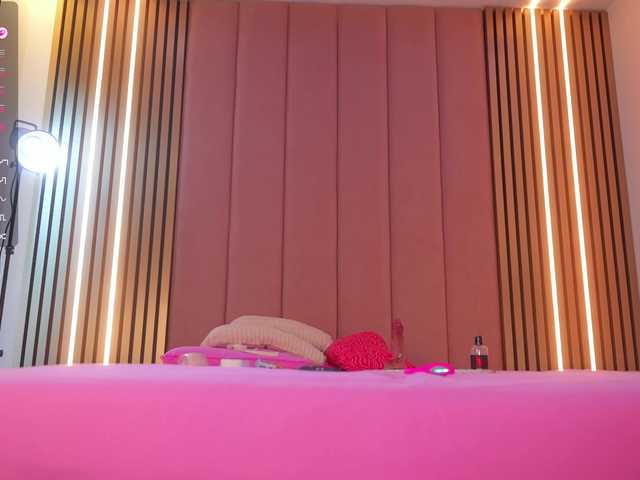 Vesia live cam on BongaCams