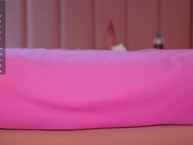 Vesia live cam on BongaCams