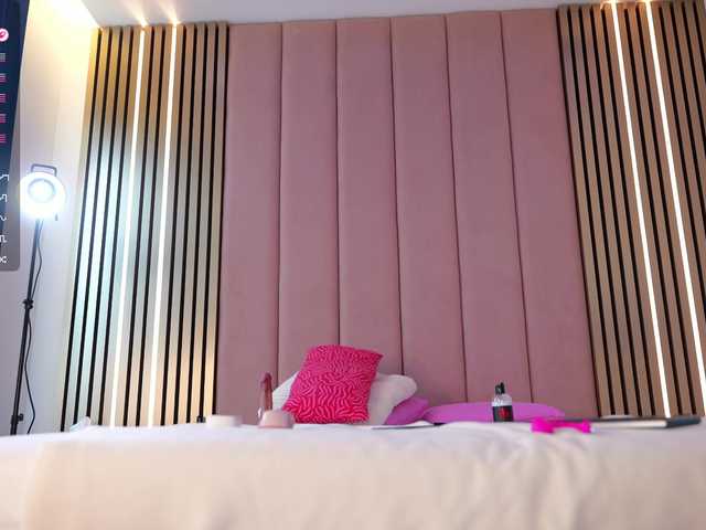 Vesia's BongaCams profile