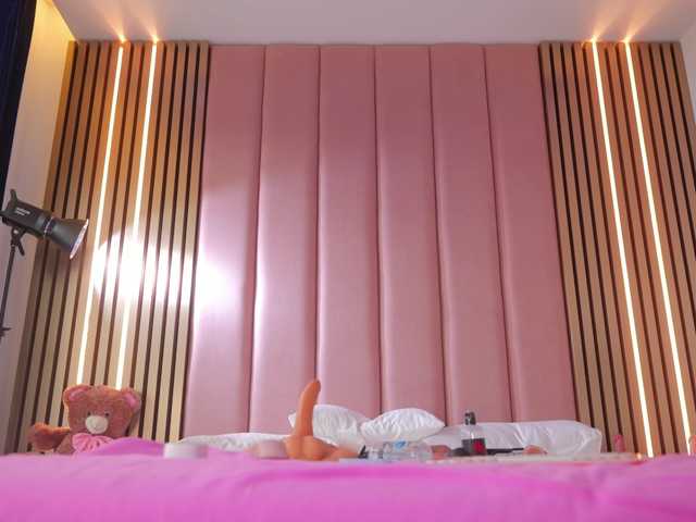 Vesia live cam on BongaCams