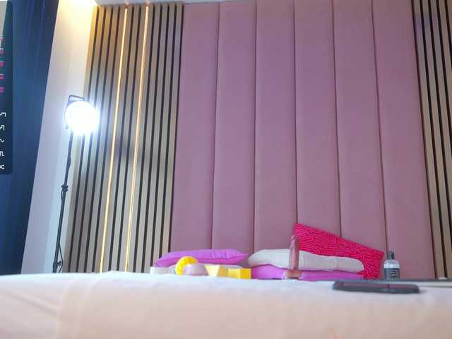 Vesia live cam on BongaCams