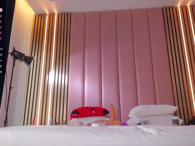 Vesia live cam on BongaCams